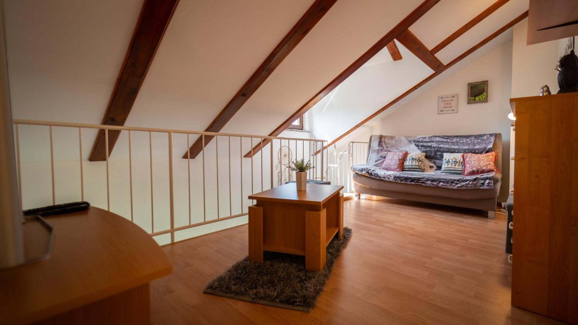 Specious Apartment Manitu In Forest Countryside Fužine Buitenkant foto